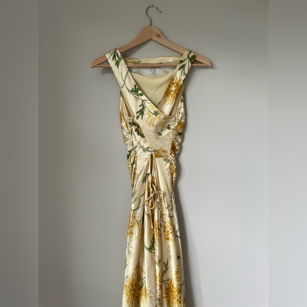 NEW Reformation Anaiis Long Backless Silk Dress Honeyglow Yellow Floral | US 0 - Picture 13 of 15